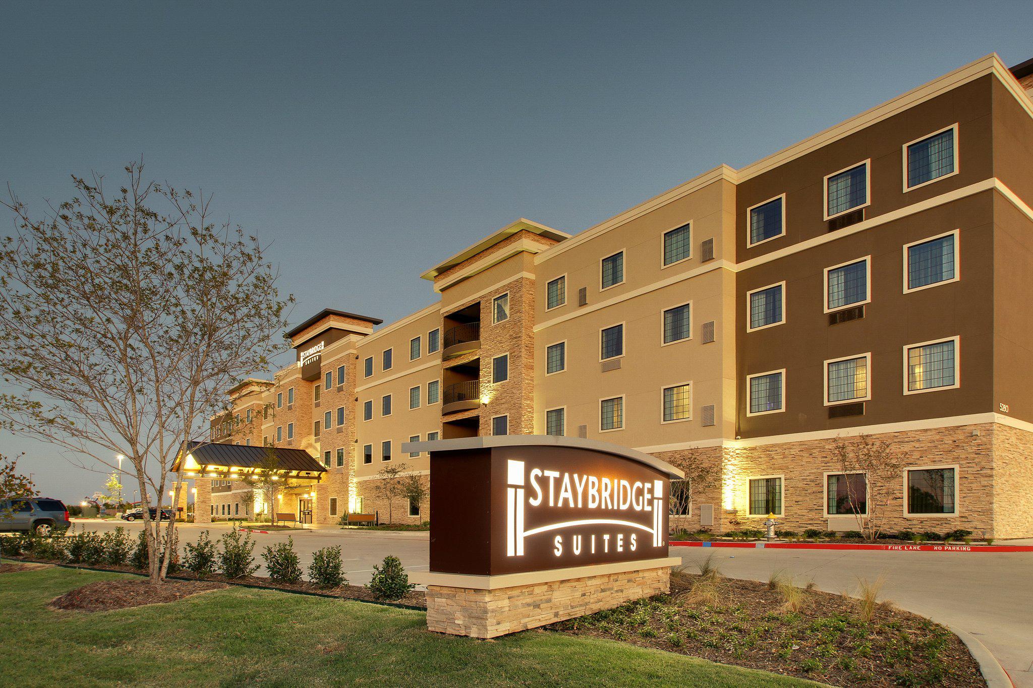 Фото Staybridge Suites Plano - The Colony, an Ihg Hotel