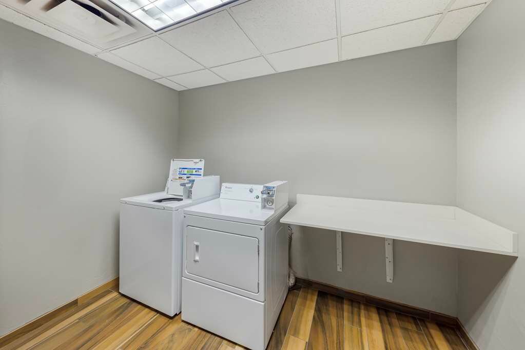 Фото Best Western Plus Midwest City Inn & Suites