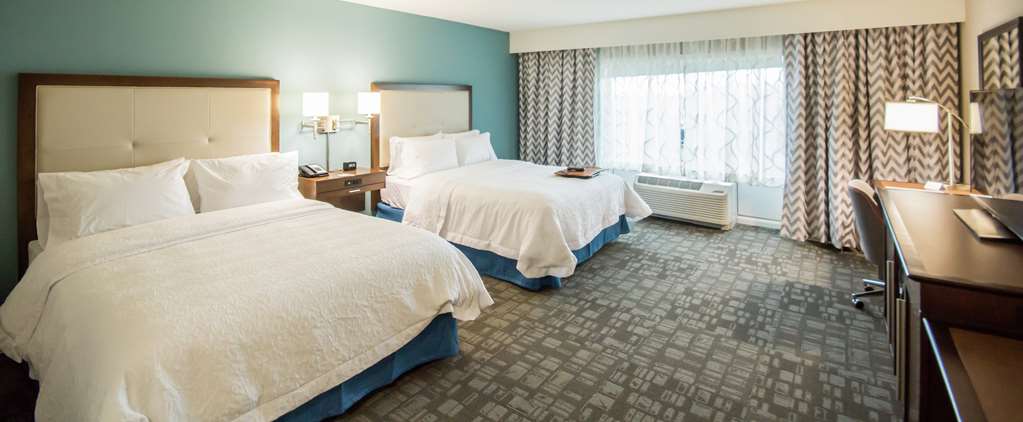 Фото Hampton Inn & Suites Orlando At SeaWorld