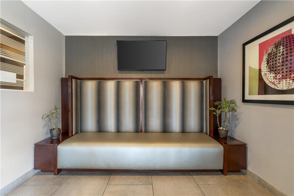 Фото Best Western Plus Pavilions
