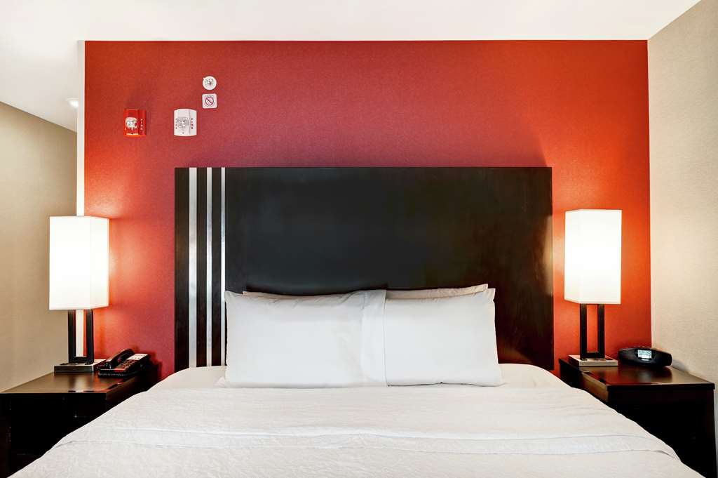 Фото Hampton Inn by Hilton Chilliwack