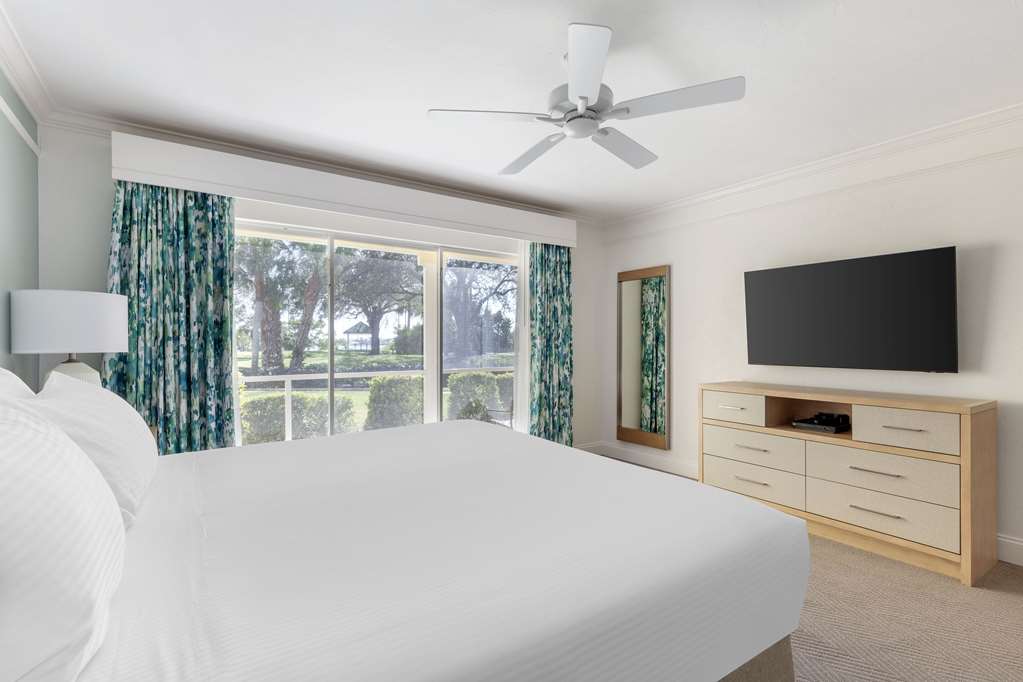 Фото Charter Club of Naples Bay by Diamond Resorts
