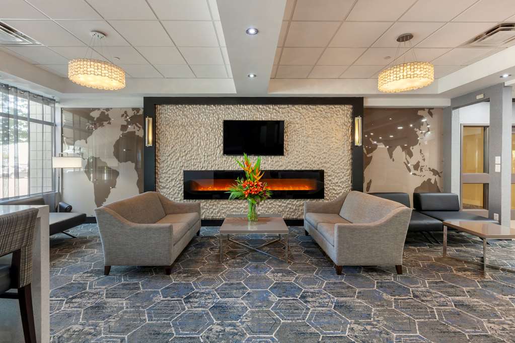 Фото Best Western Plus Toronto Airport Hotel