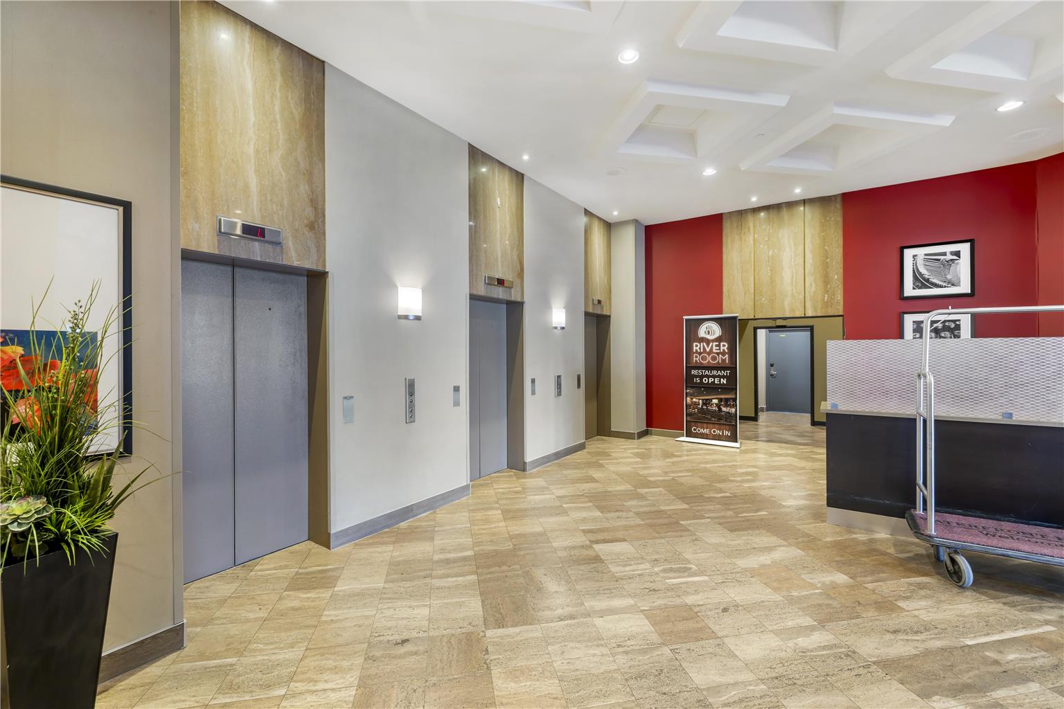 Фото Best Western Plus Waterfront Hotel