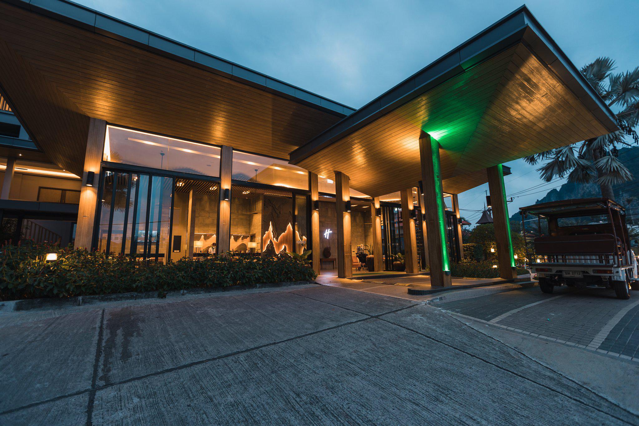 Фото Holiday Inn Resort Krabi Ao Nang Beach by IHG