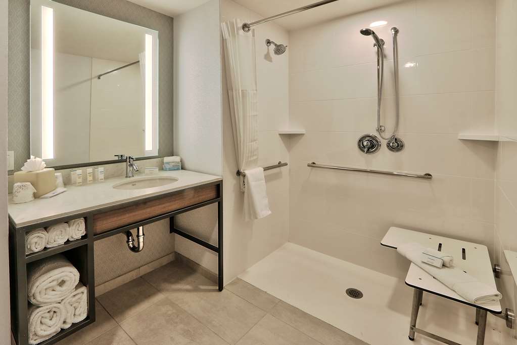 Фото Hilton Garden Inn Albuquerque/Journal Center