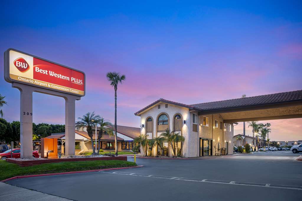 Фото Best Western Plus Ontario Airport & Convention Center