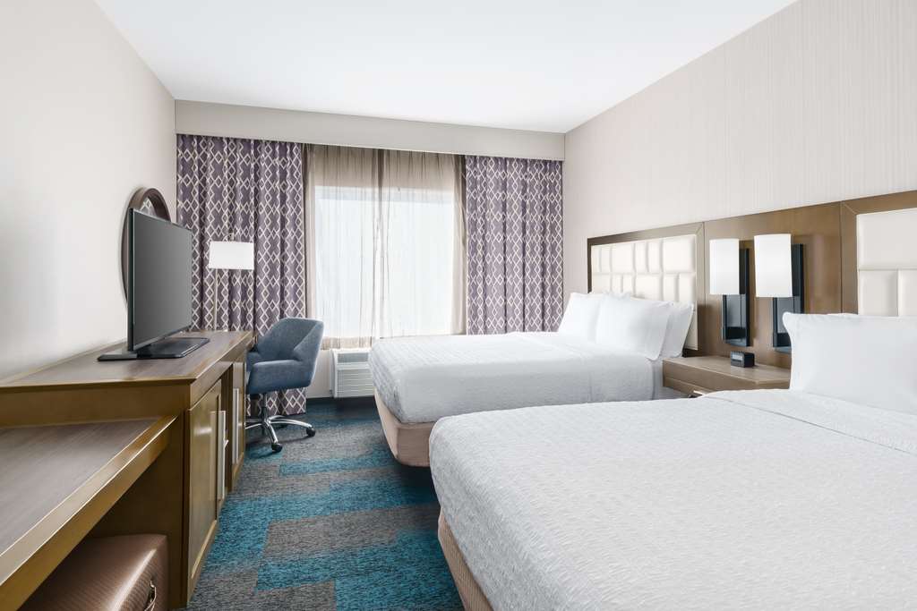 Фото Hampton Inn & Suites Lax El Segundo