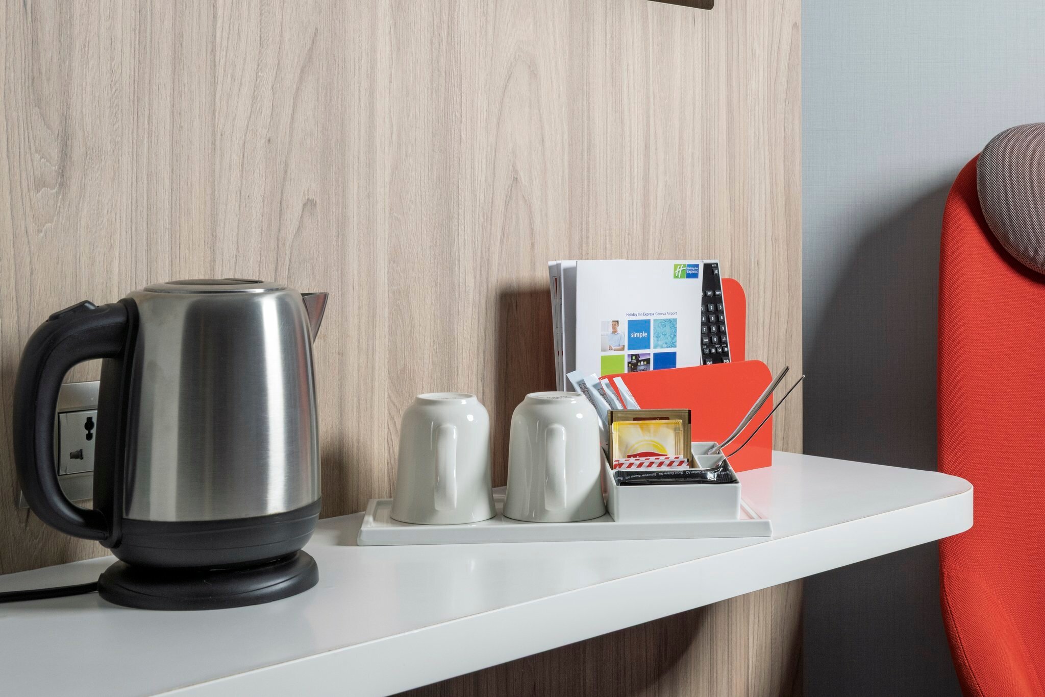 Фото Holiday Inn Express Geneva Airport by IHG