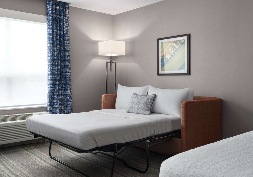 Фото Hampton Inn & Suites Worcester