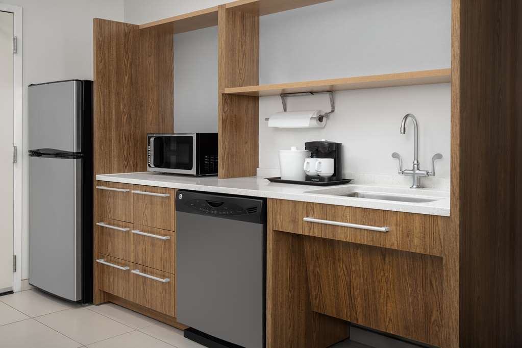 Фото Home2 Suites by Hilton Tallahassee State Capitol