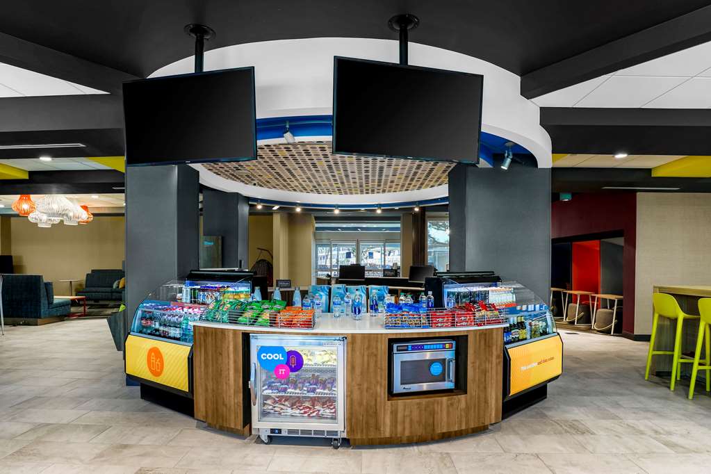 Фото Tru by Hilton Dallas Downtown Market Center