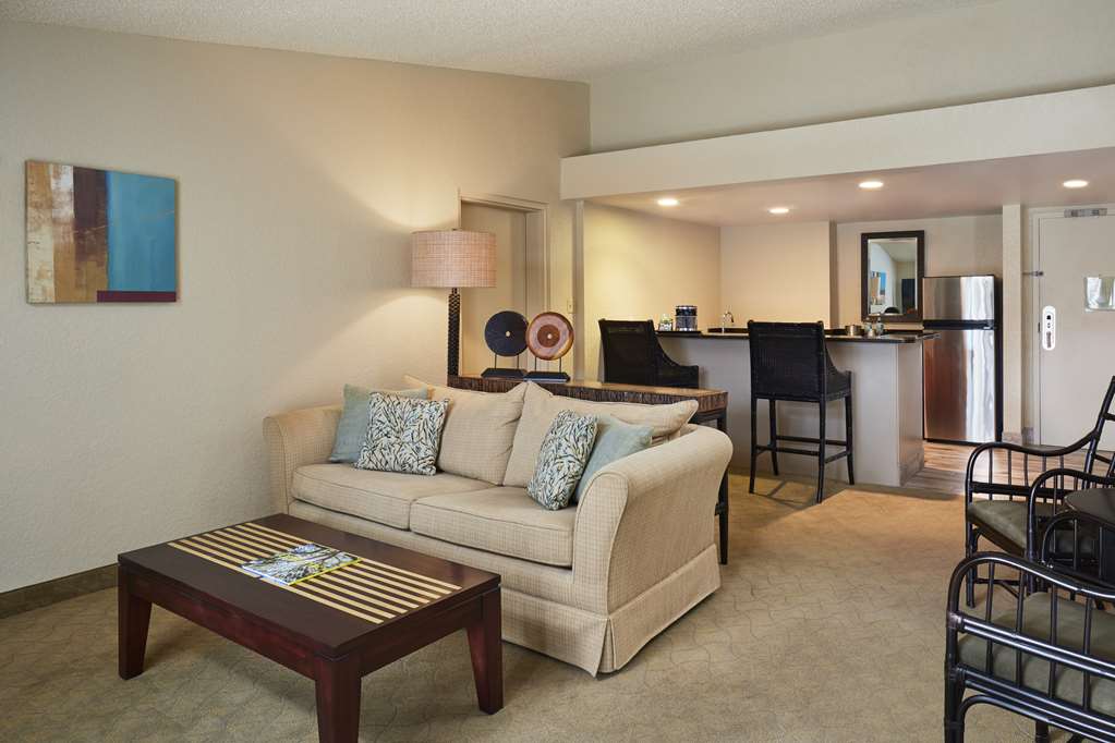 Фото DoubleTree by Hilton Hotel Orlando at SeaWorld