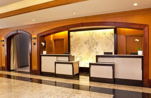 Гостиница Hilton Short Hills в Саммите