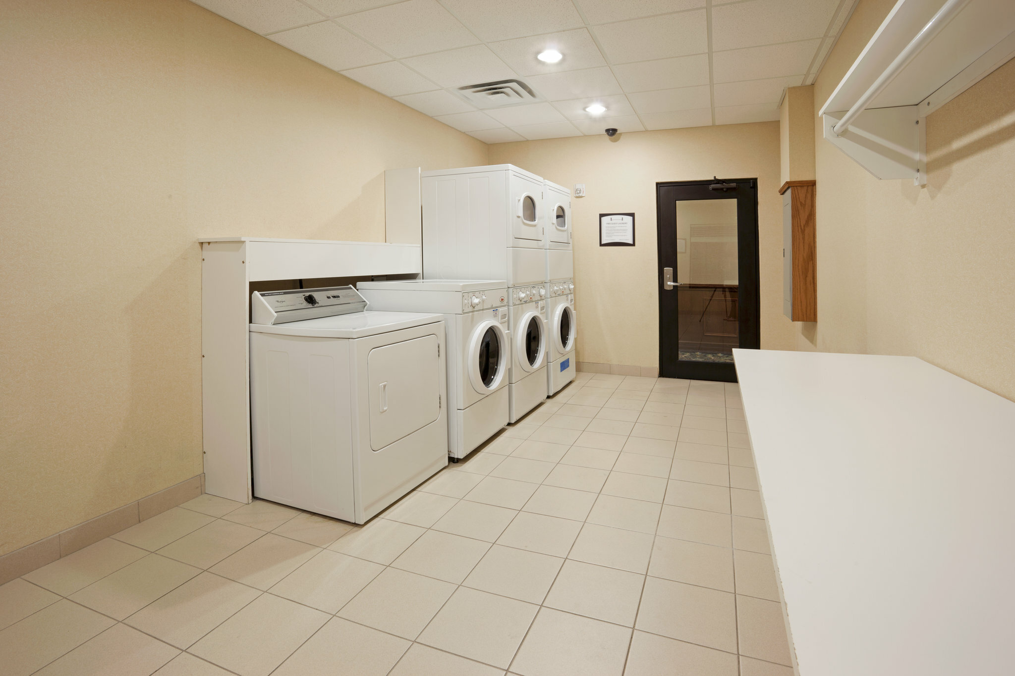 Фото Staybridge Suites Corpus Christi, an Ihg Hotel