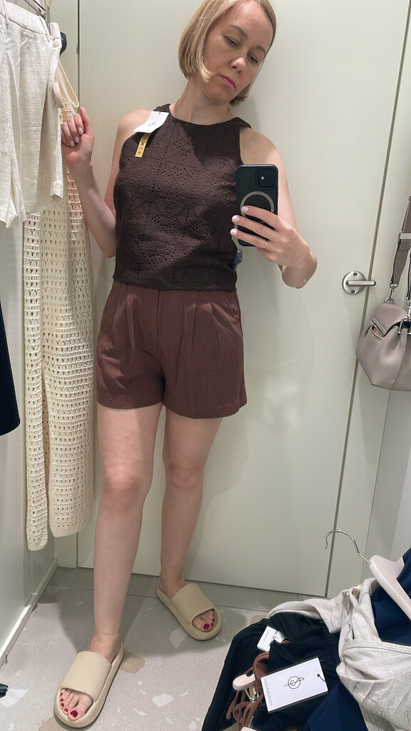 Clothing store Bershka, Dubai, photo