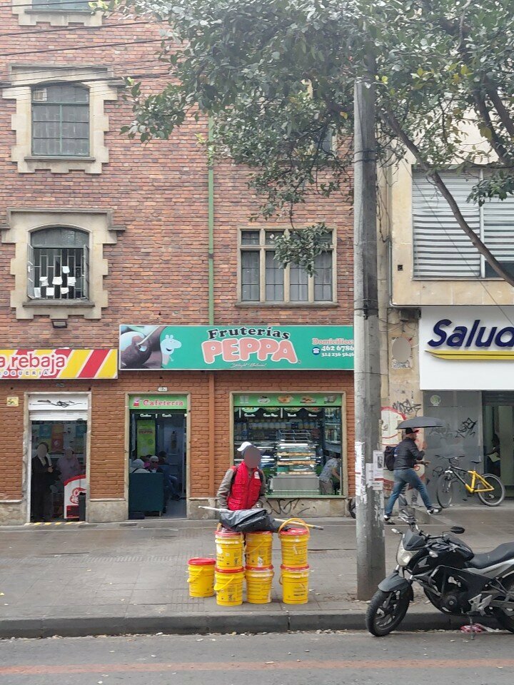 Greengrocery Frutería y Heladería Peppa, Bogota, photo