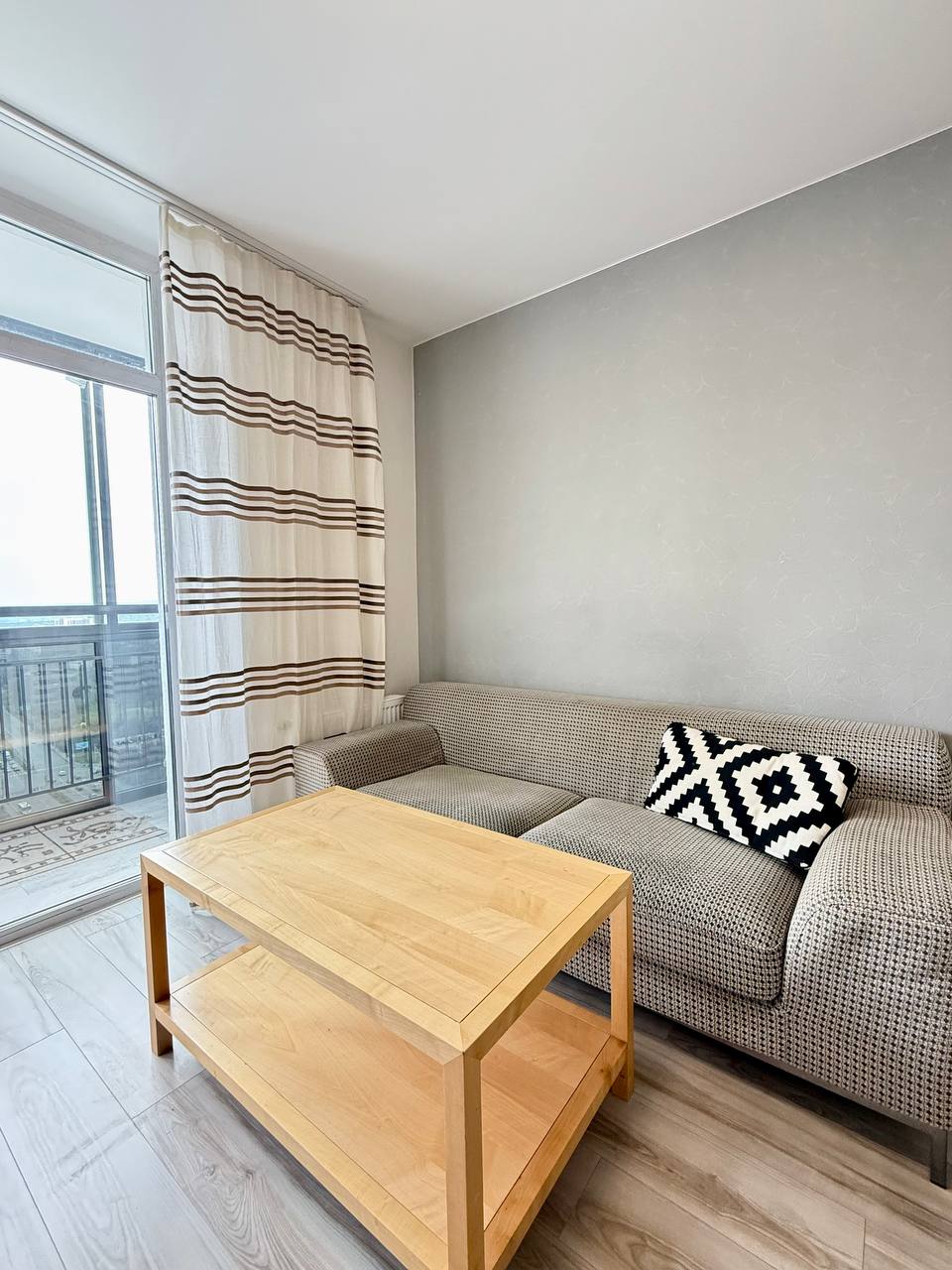 Фото Апарт96 Ботаника