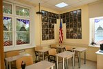 American English Center (Zemelnaya Street, 12), foreign language courses