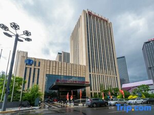 Гостиница Wanda Realm Harbin