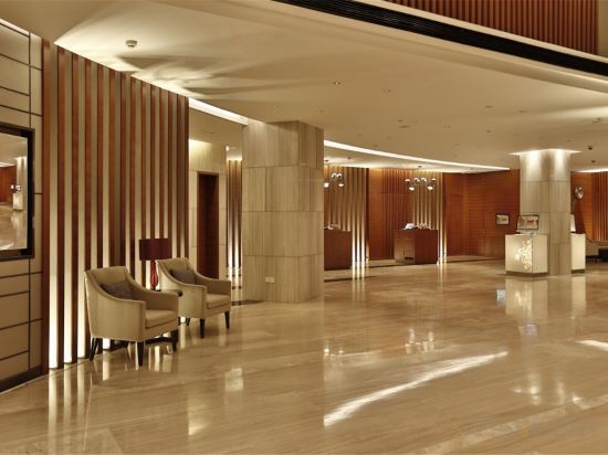 Фото Crystal Orange Shanghai Kangqiao LuoShan Road Station