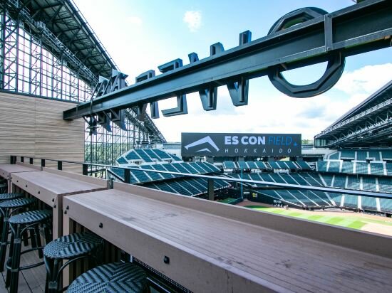 Фото Tower Eleven Hotel