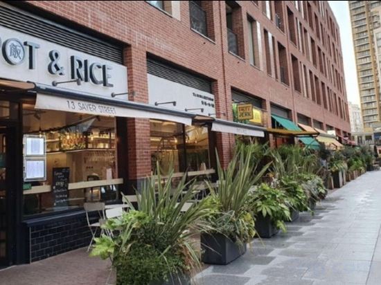 Фото Centrally Located 4 Bedroom House