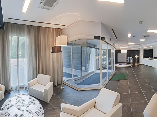 Фото Holiday Inn Milan Nord Zara, an Ihg Hotel