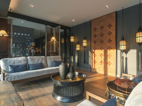 Фото L Nimman Boutique Hotel