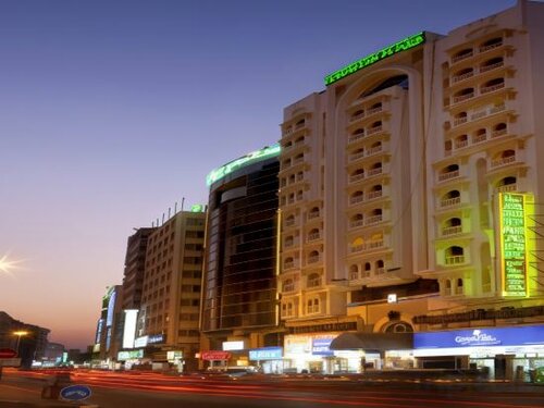 Гостиница Landmark Plaza Hotel в Дейре