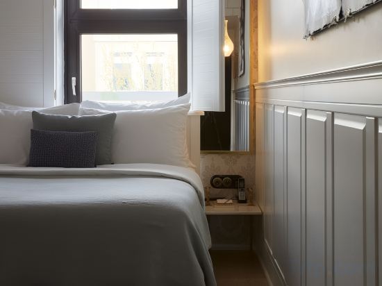 Фото Max Brown Hotel Midtown, part of Sircle Collection