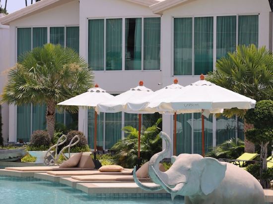 Фото Vannee Golden Sands Beachfront Resort