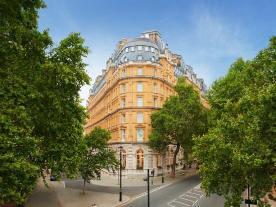 Фото Corinthia London