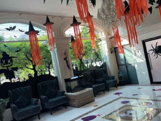 Фото Romance Hotel Sukhumvit 97