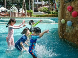 Гостиница Howard Johnson by Wyndham Resort Sanya Bay