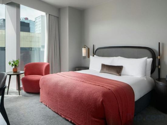 Фото The Stratford Hotel London