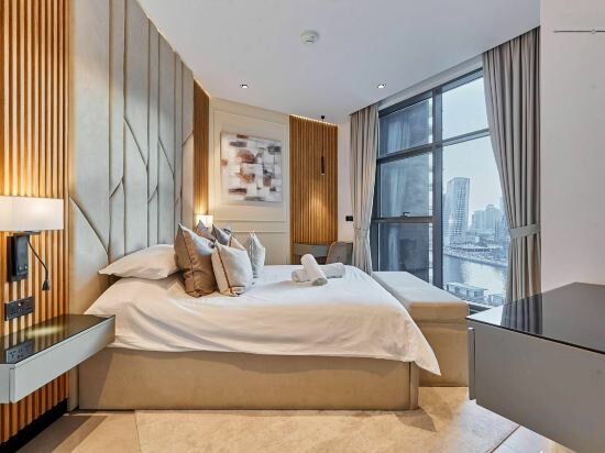 Apartments Burj Views from Big Balcony, Waterfront Dream sleeps 4, Dubai, photo