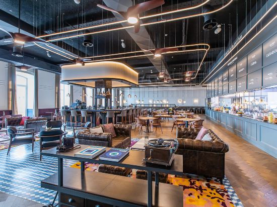 Фото The Editory Riverside Santa Apolonia