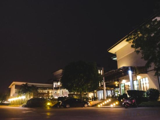 Фото Bualinn Resort Nongkhai