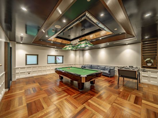 Фото Sherwood Suites