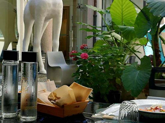 Фото Hotel Indigo Milan