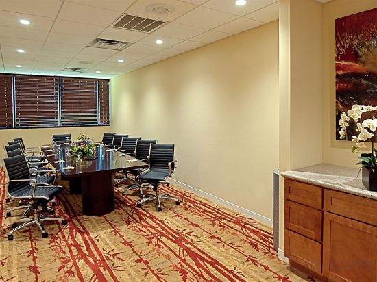 Фото Courtyard by Marriott Lake Buena Vista at Vista Centre