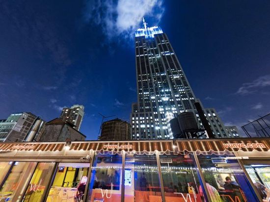 Фото The Hotel at Fifth Avenue