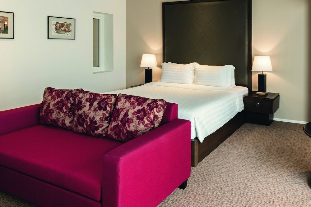 Фото Movenpick Suriwongse Hotel Chiang Mai