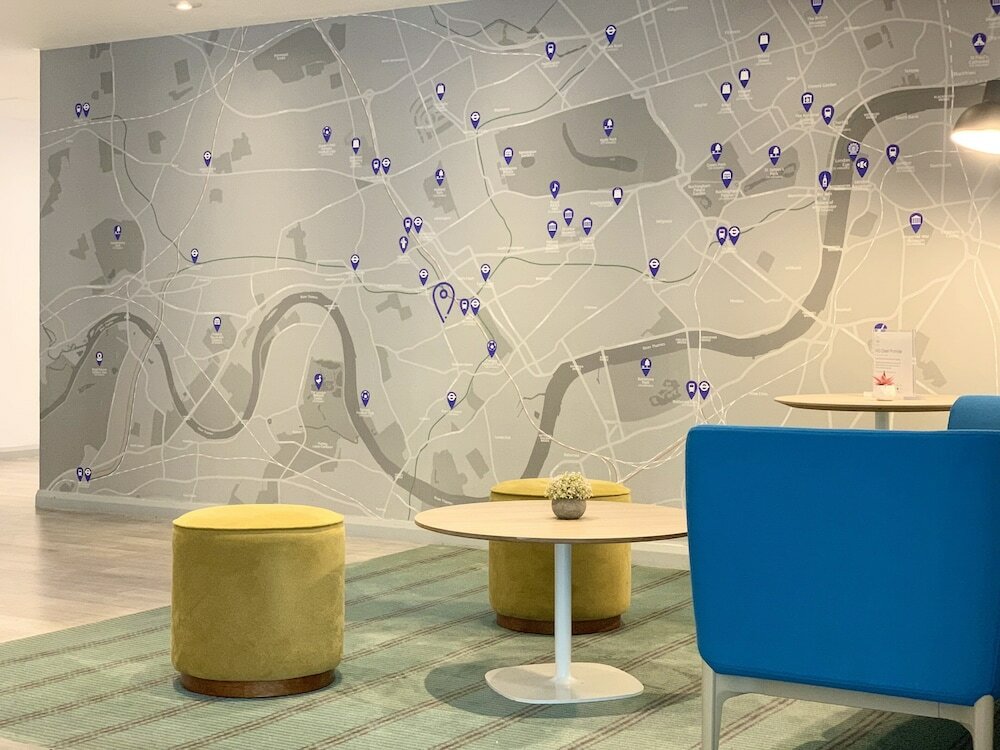 Фото Holiday Inn Express London - Earl's Court