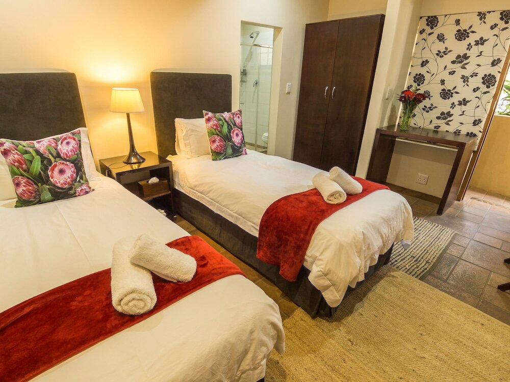 Фото Mackaya Bella Guest House