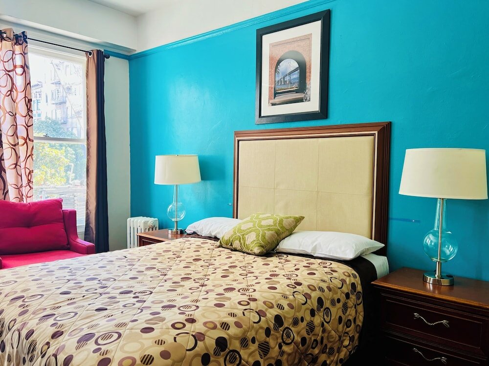 Фото Admiral Hotel