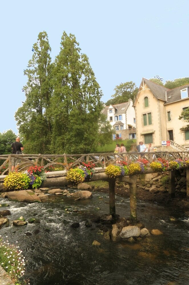 Фото Hotel Kyriad Quimper Sud