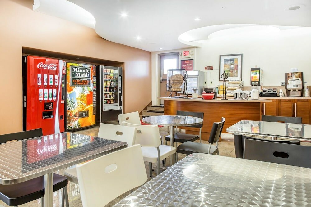Фото Econo Lodge West Haven