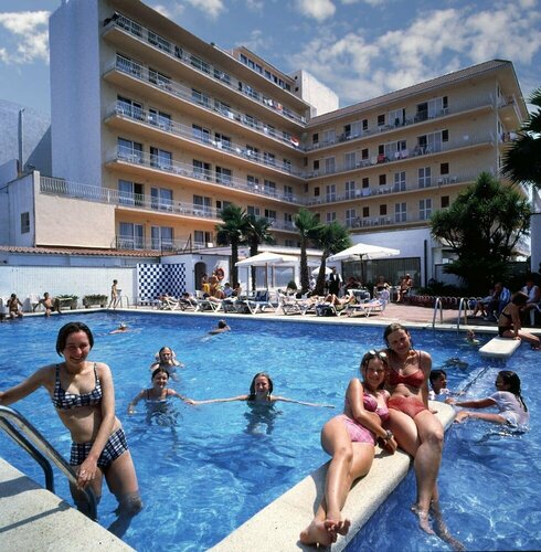 Внешний вид отеля Rosa Nautica в Мальграт-де-Маре, фото 2